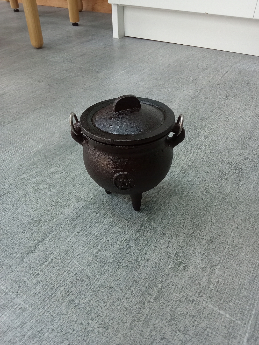 New 4" Cast Iron Cauldron